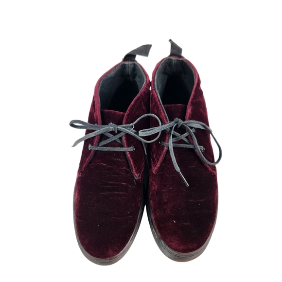 Dr. Martens Daytona Cherry Red Velvet Desert Low Chukka Wine Boots Womens Size 5 - Picture 8 of 12